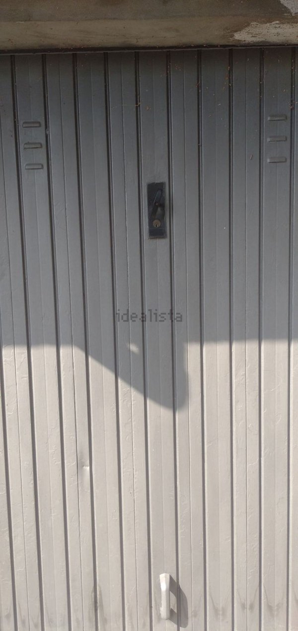 locale di sgombero in vendita a Bregnano