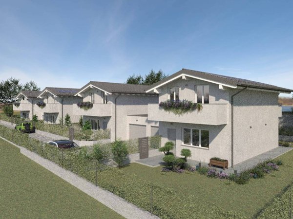 casa indipendente in vendita a Bregnano in zona San Michele