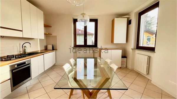 appartamento in vendita a Bregnano