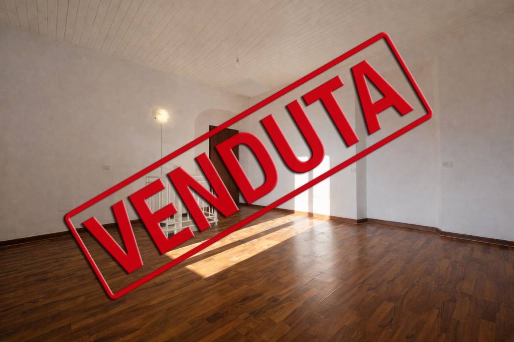 appartamento in vendita a Bregnano