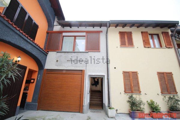 appartamento in vendita a Bregnano