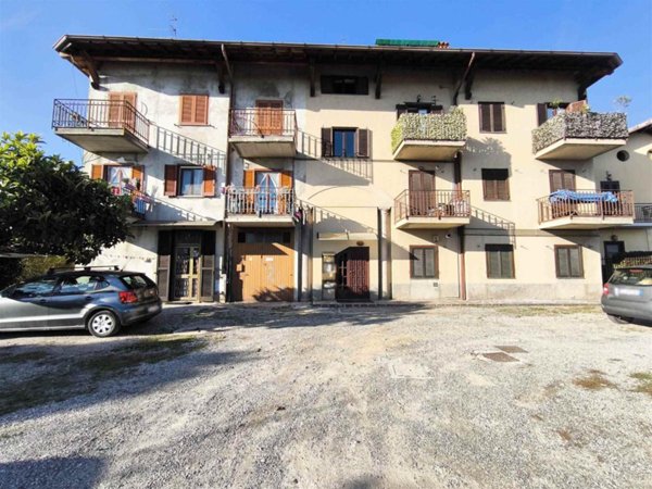 appartamento in vendita a Bregnano in zona San Giorgio