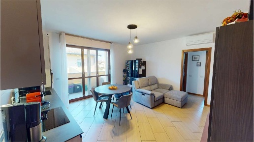 appartamento in vendita a Bregnano in zona San Giorgio