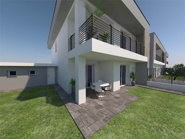 appartamento in vendita a Bregnano