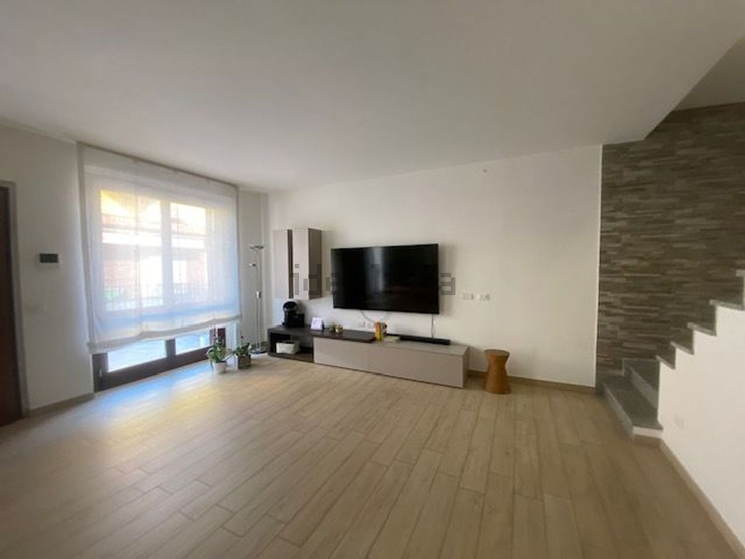 casa indipendente in vendita a Bregnano