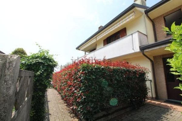 appartamento in vendita a Bregnano