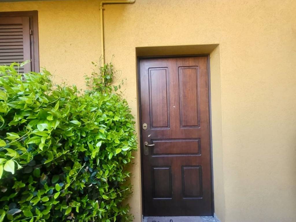 appartamento in vendita a Bregnano in zona San Giorgio