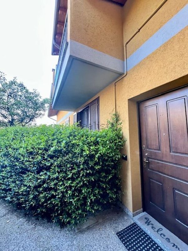 appartamento in vendita a Bregnano