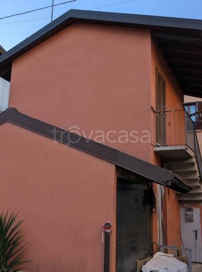 appartamento in vendita a Bregnano