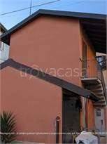 appartamento in vendita a Bregnano