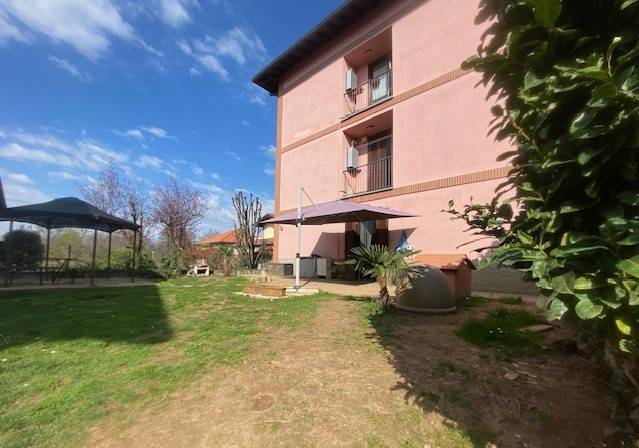 appartamento in vendita a Bregnano