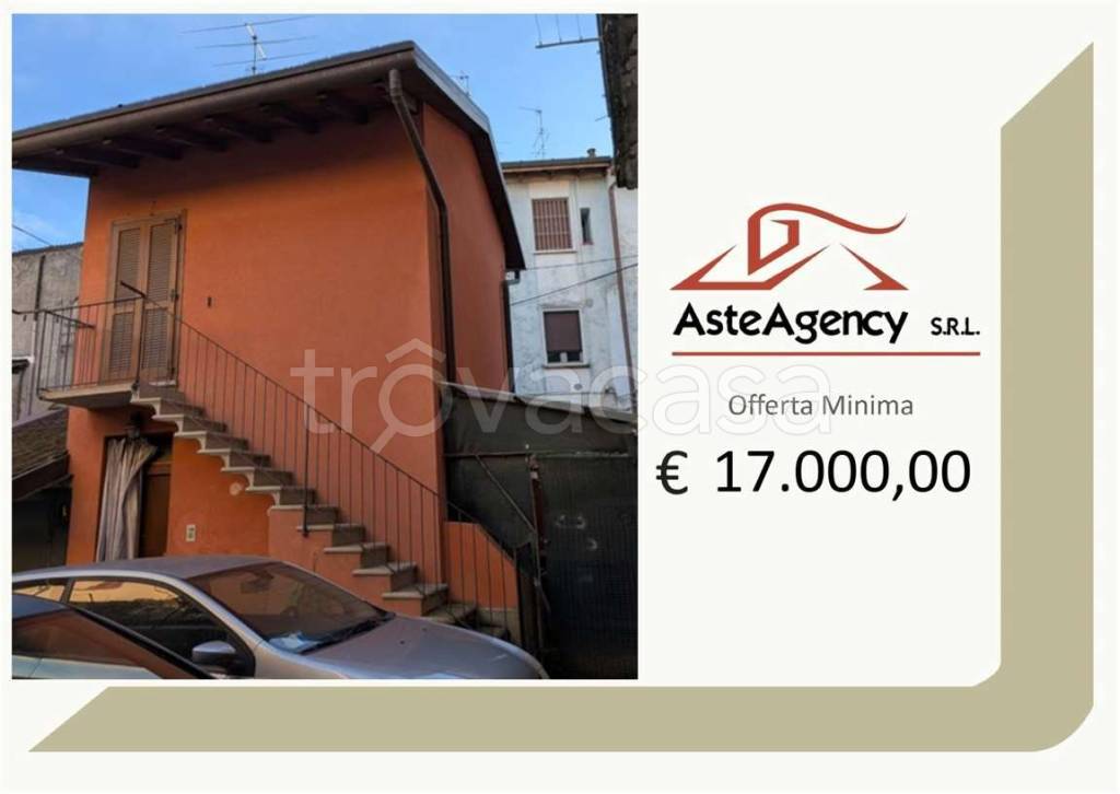 casa indipendente in vendita a Bregnano