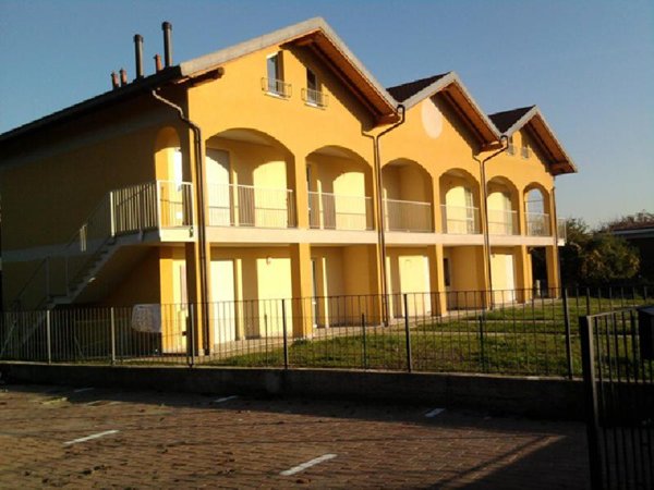 appartamento in vendita a Bregnano