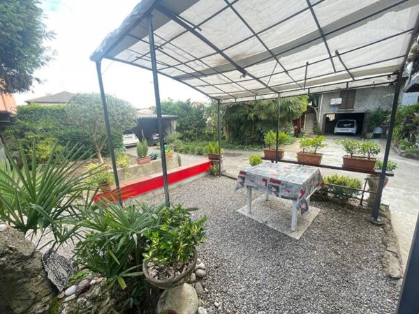appartamento in vendita a Bregnano in zona San Giorgio
