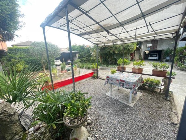 appartamento in vendita a Bregnano in zona San Giorgio