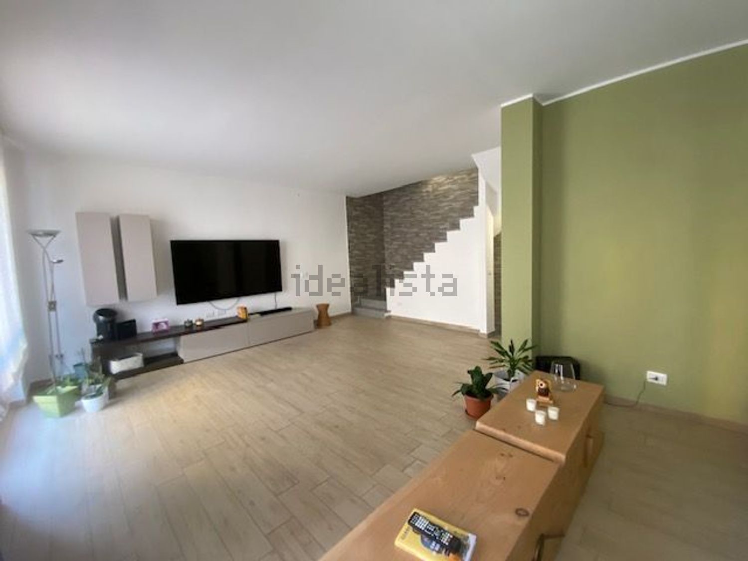 casa indipendente in vendita a Bregnano