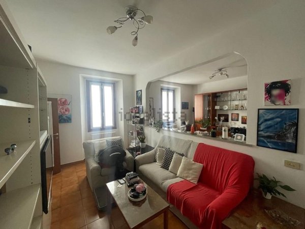 appartamento in vendita a Bregnano in zona San Giorgio