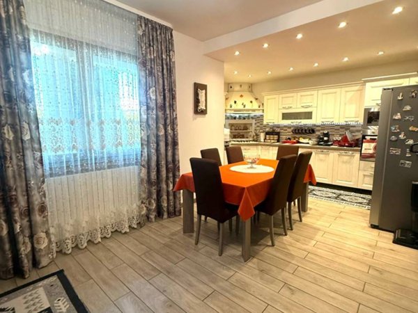 casa indipendente in vendita a Bregnano in zona San Michele