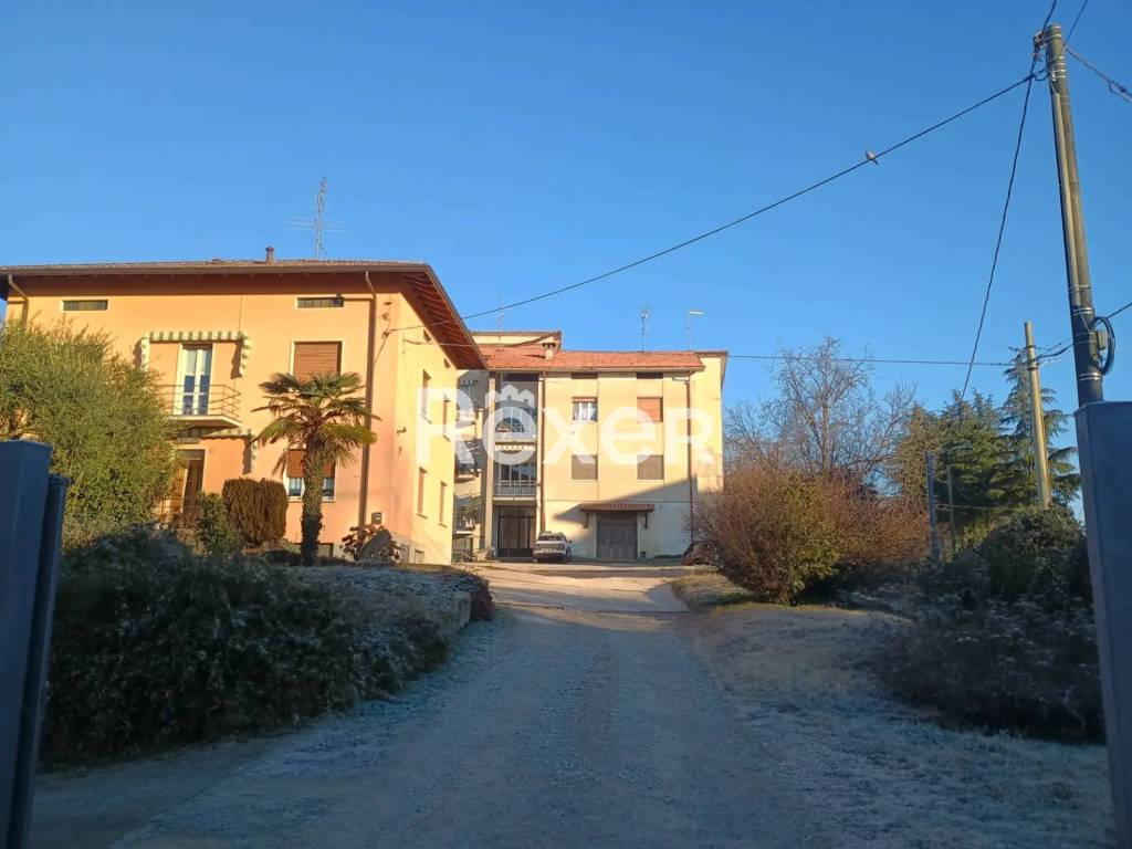 appartamento in vendita a Bregnano