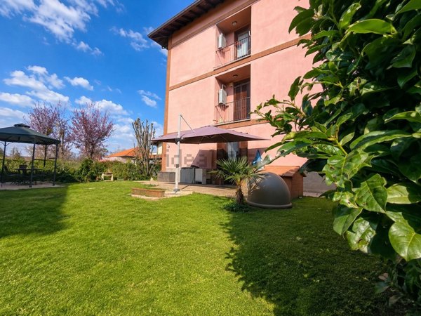 appartamento in vendita a Bregnano in zona San Michele