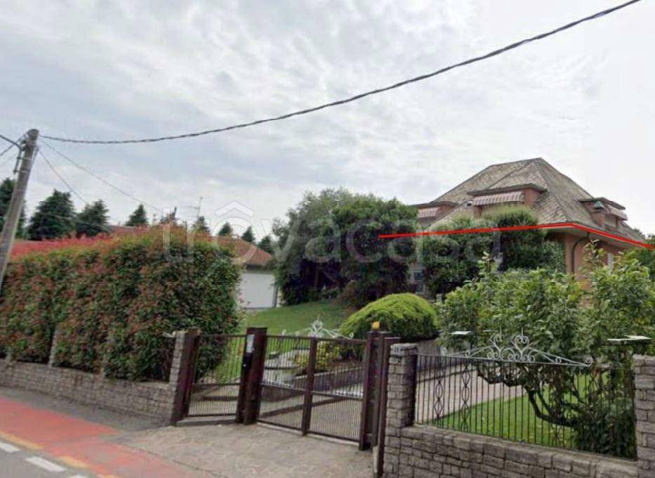 appartamento in vendita a Bregnano