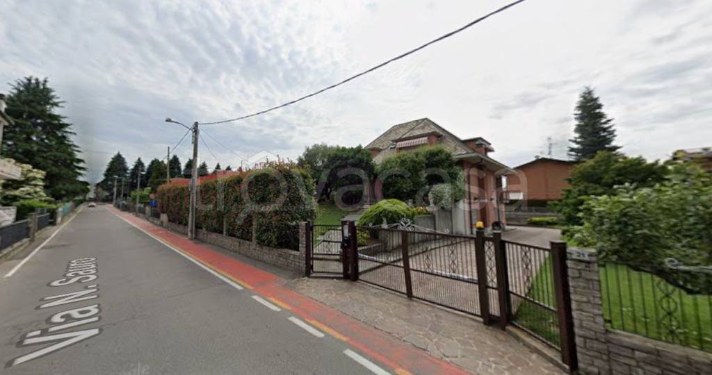 appartamento in vendita a Bregnano