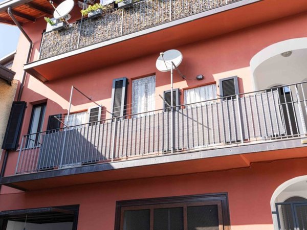appartamento in vendita a Bregnano in zona San Michele