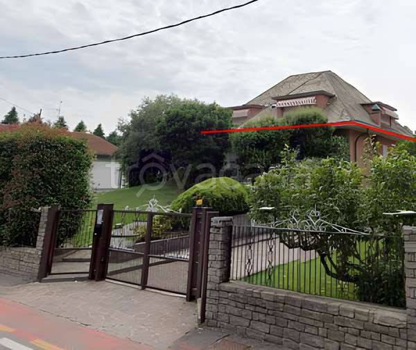 appartamento in vendita a Bregnano in zona San Michele