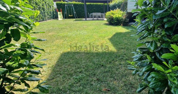 appartamento in vendita a Brenna