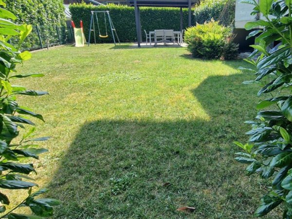 appartamento in vendita a Brenna
