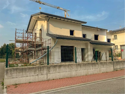 appartamento in vendita a Brenna
