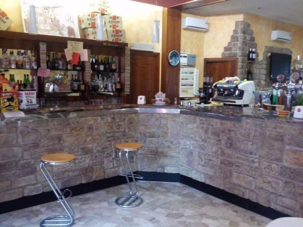 negozio in vendita a Brenna