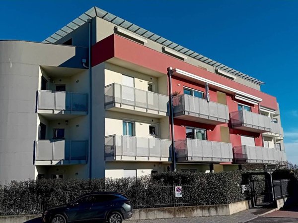 appartamento in vendita a Brenna