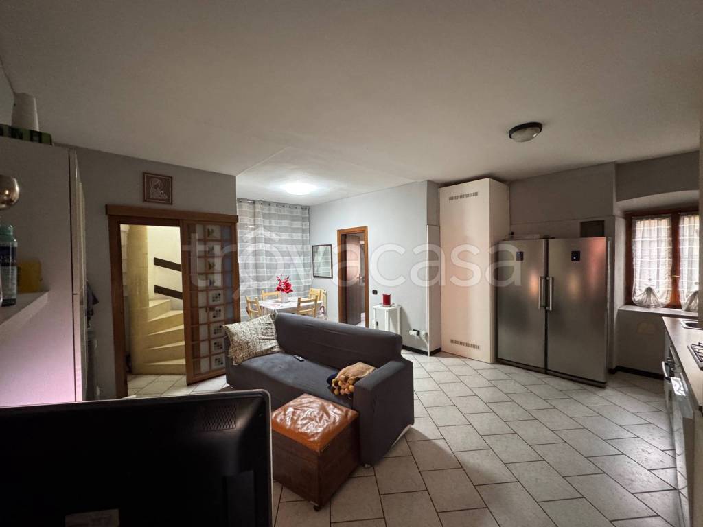 appartamento in vendita a Brenna