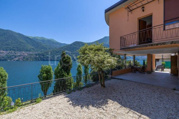 casa indipendente in vendita a Brienno