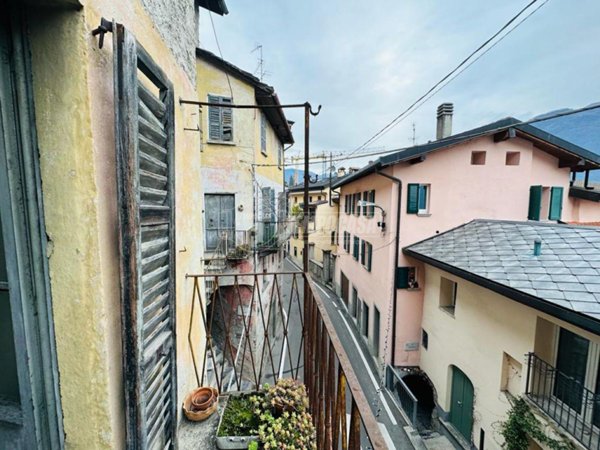 casa indipendente in vendita a Brienno
