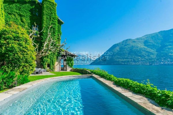 intera palazzina in vendita a Brienno