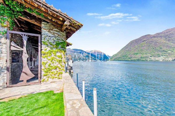 casa indipendente in vendita a Brienno