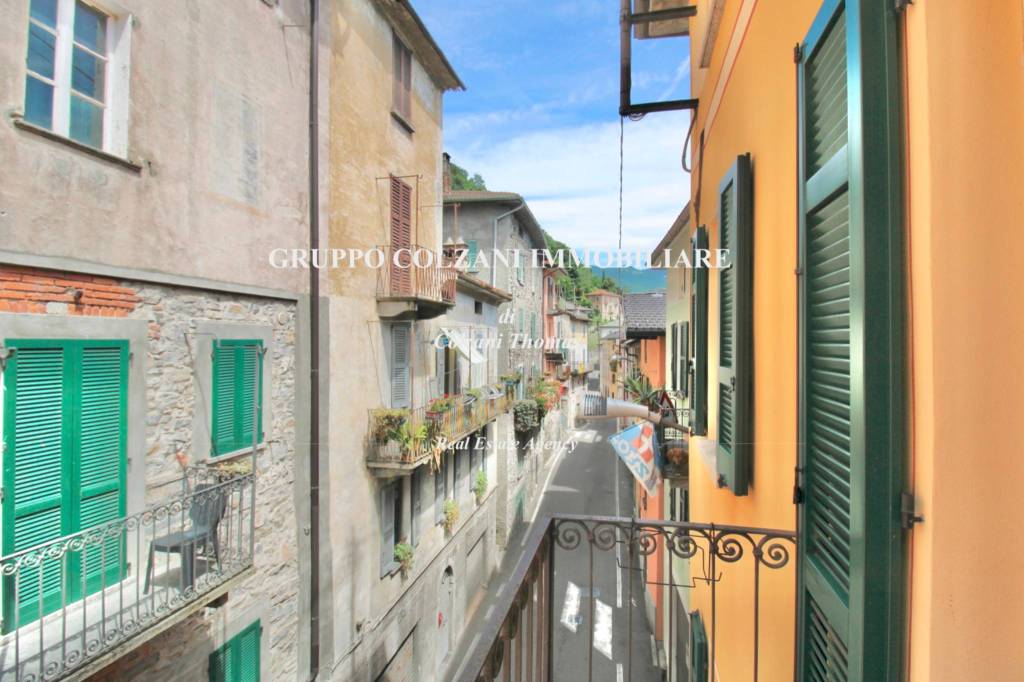 casa indipendente in vendita a Brienno