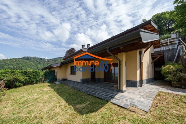 casa indipendente in vendita a Brunate