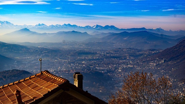 casa indipendente in vendita a Brunate in zona San Maurizio