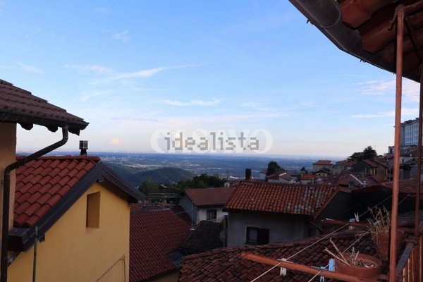casa indipendente in vendita a Brunate