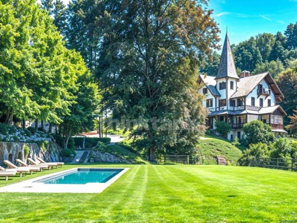 villa in vendita a Brunate
