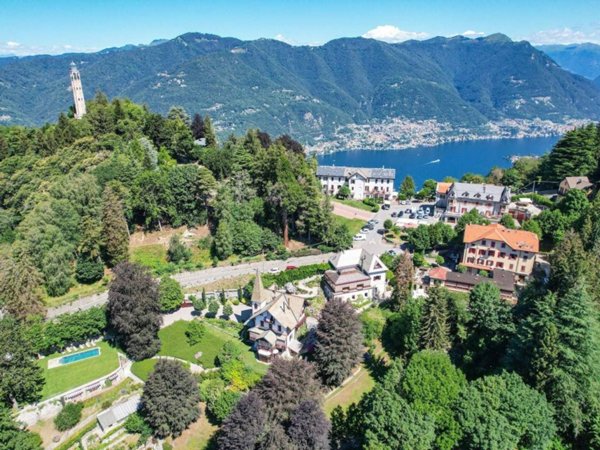 casa indipendente in vendita a Brunate in zona San Maurizio