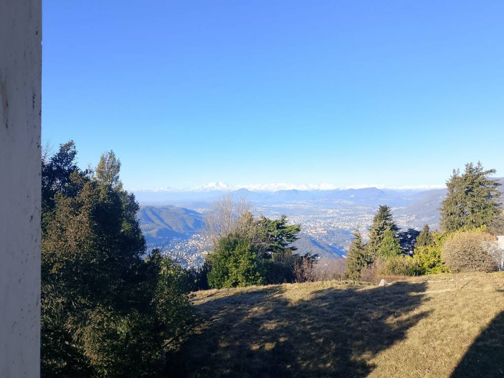 appartamento in vendita a Brunate