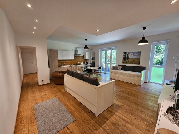 appartamento in vendita a Brunate