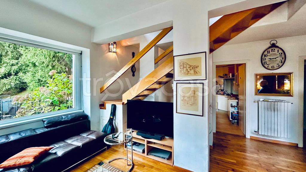 appartamento in vendita a Brunate