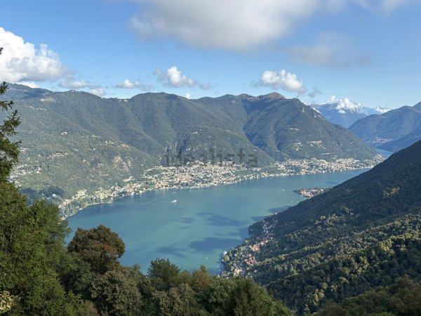 appartamento in vendita a Brunate