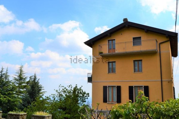 appartamento in vendita a Brunate