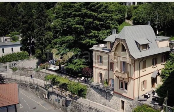 casa indipendente in vendita a Brunate